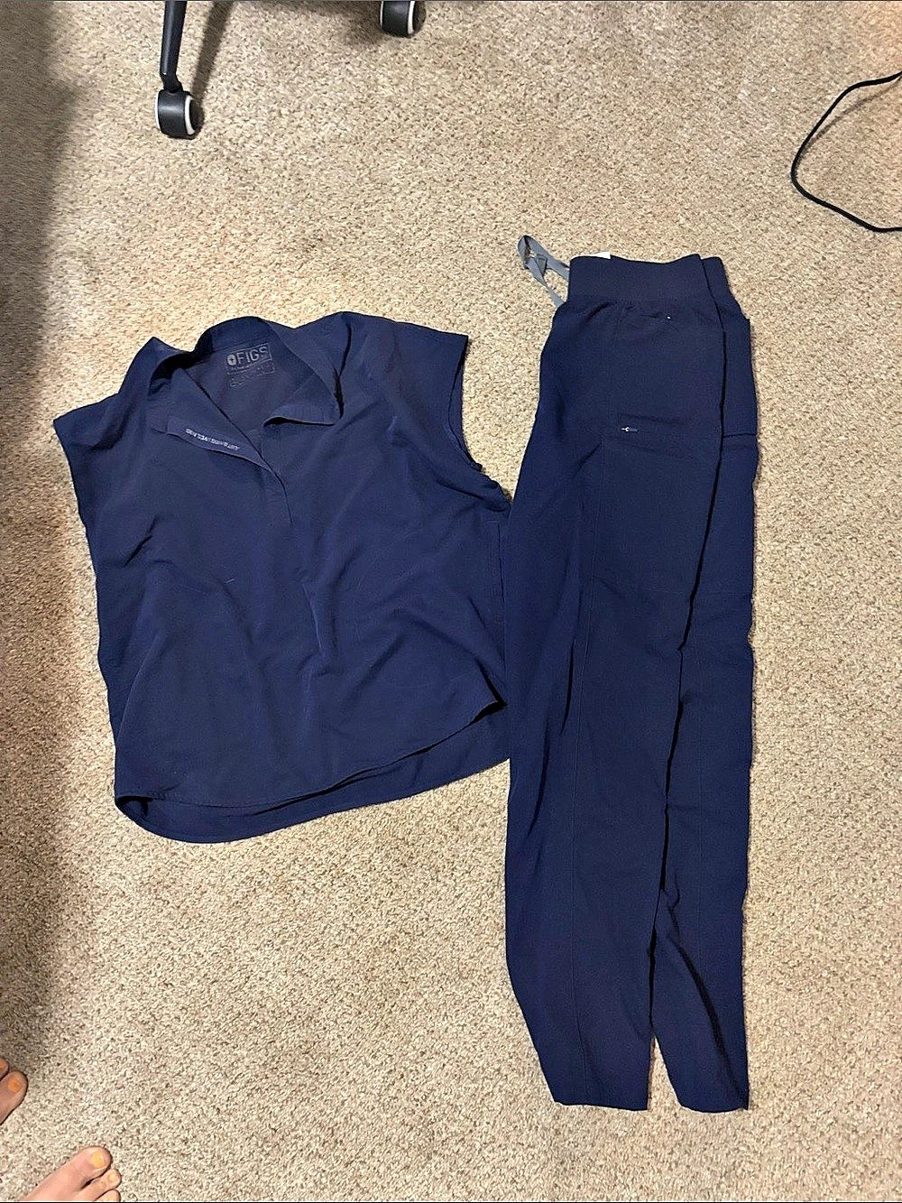 FIGS Technical Collection Women's Scrub Set Blue Size Medium Like New